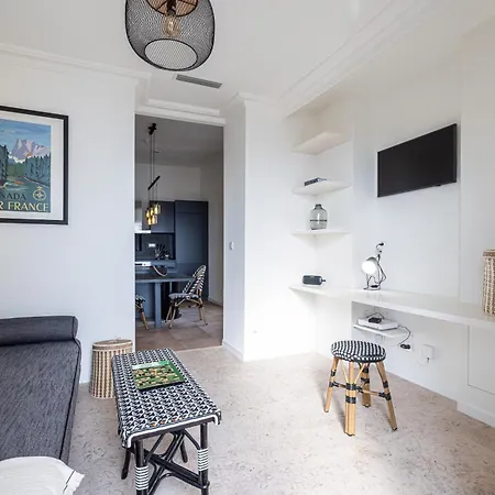 Апартаменты Le Laurenti, Vue Epoustouflante Ментона